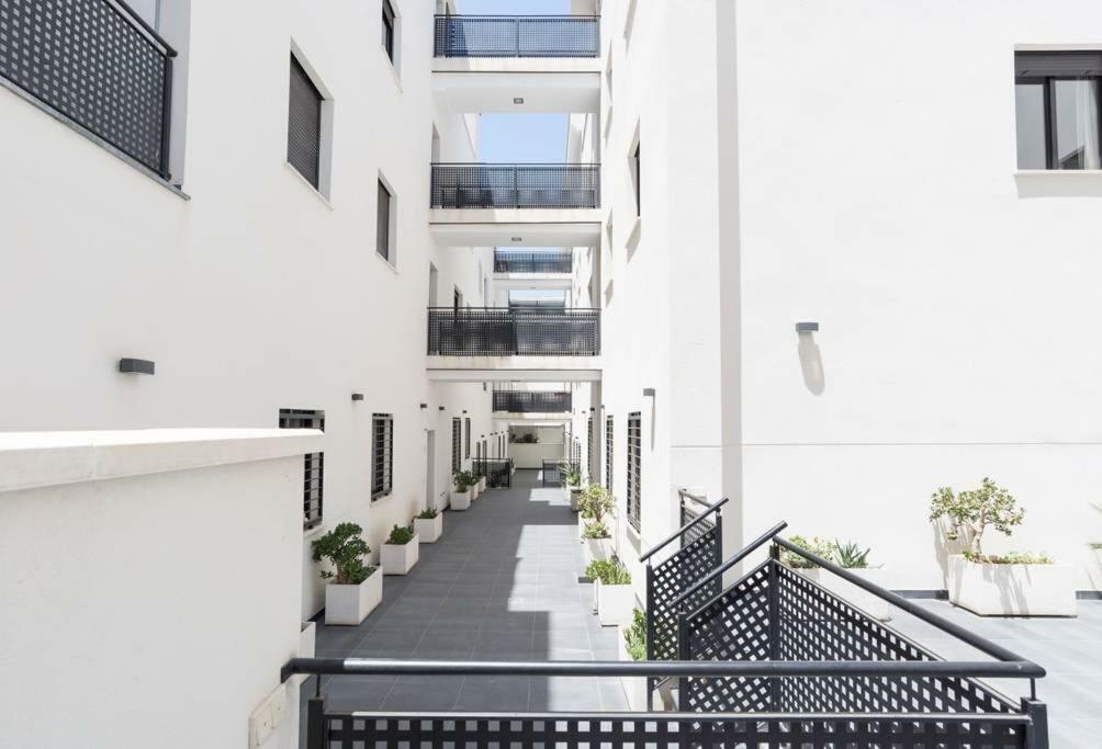 -Malagasunapts- Rooftop Pool & Free Parking Buitenkant foto